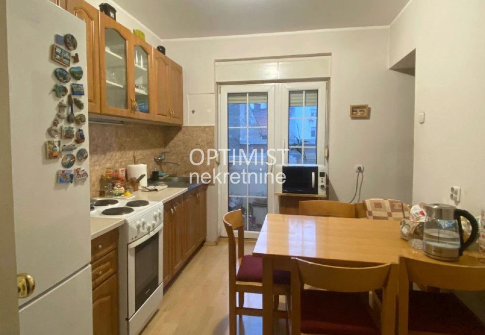 Gundulićev venac, Knez Miletina, 82m2, 3.0 ID#2792