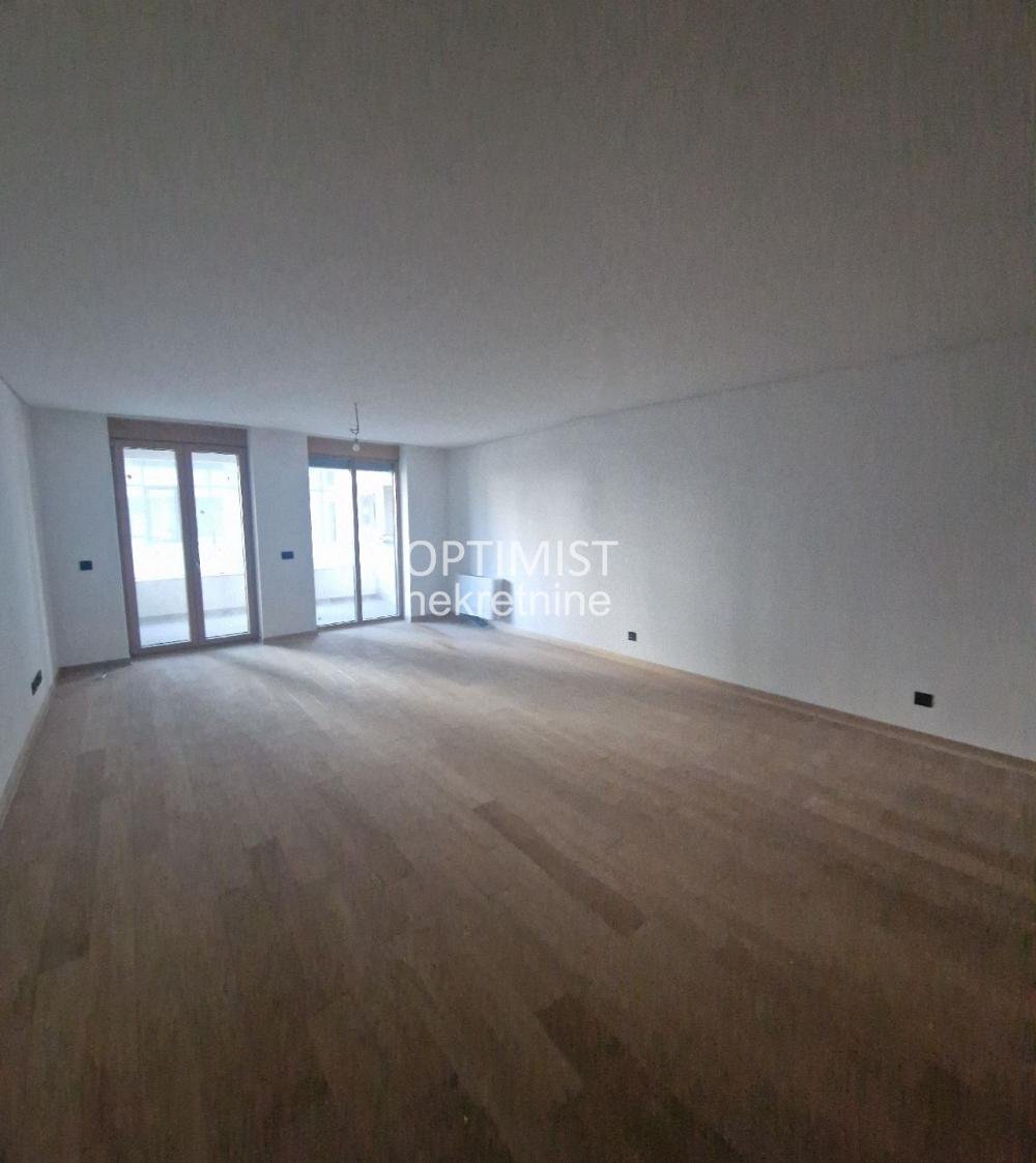 Hram, nov, lux, dve garaže,112m2, 3.0 ID#2806