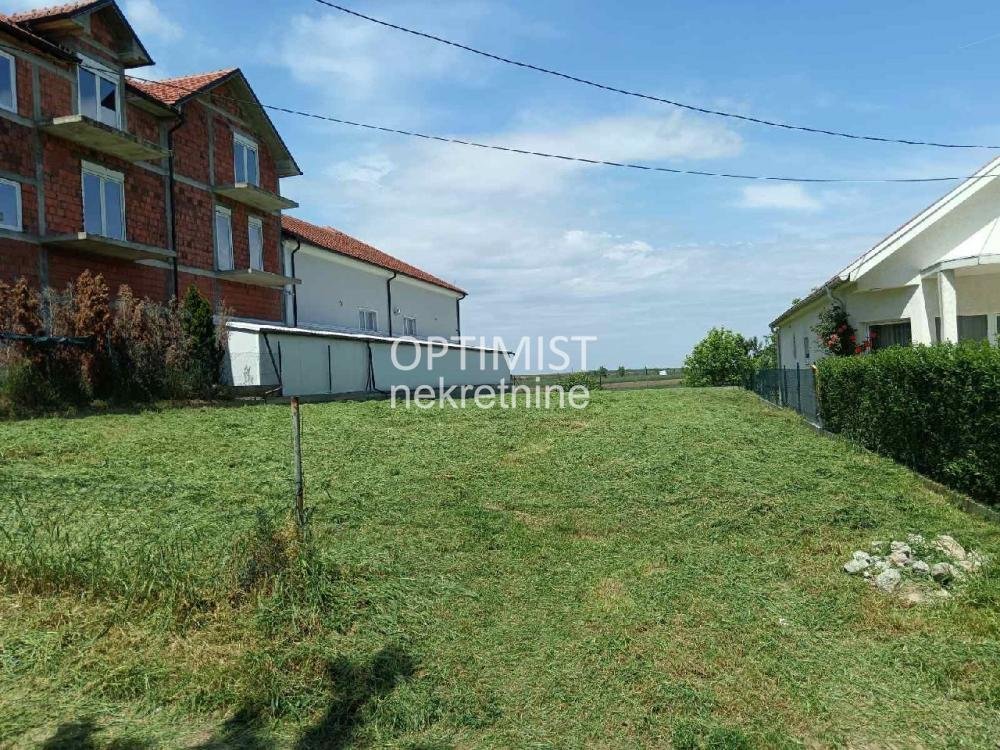 Ledine, plac za izdavanje, 7.20 ara ID#2972 500 €