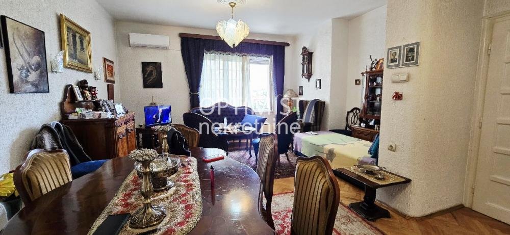 Kosančićev venac, 69m2+3m2, 2.5 ID#2985