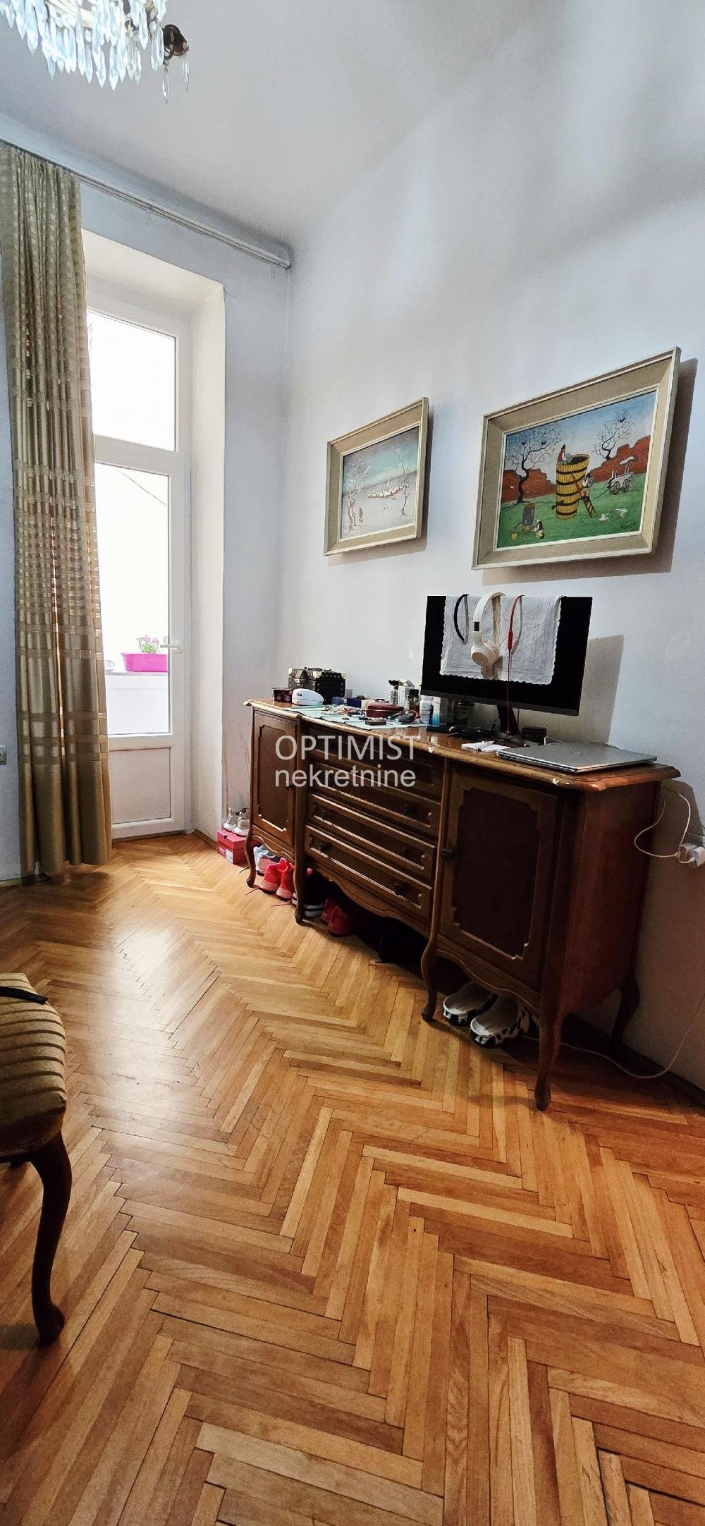 Kosančićev venac, 69m2+3m2, 2.5 ID#3002