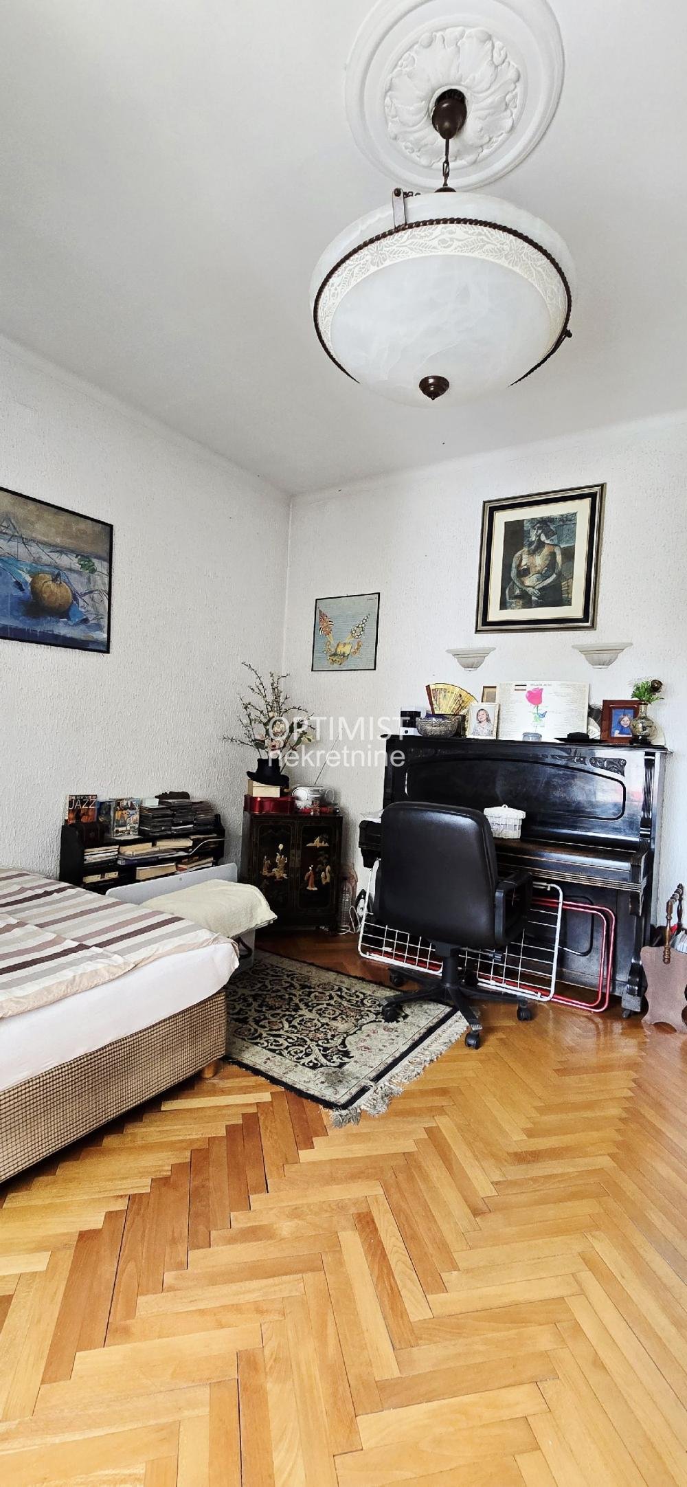 Kosančićev venac, 69m2+3m2, 2.5 ID#3002