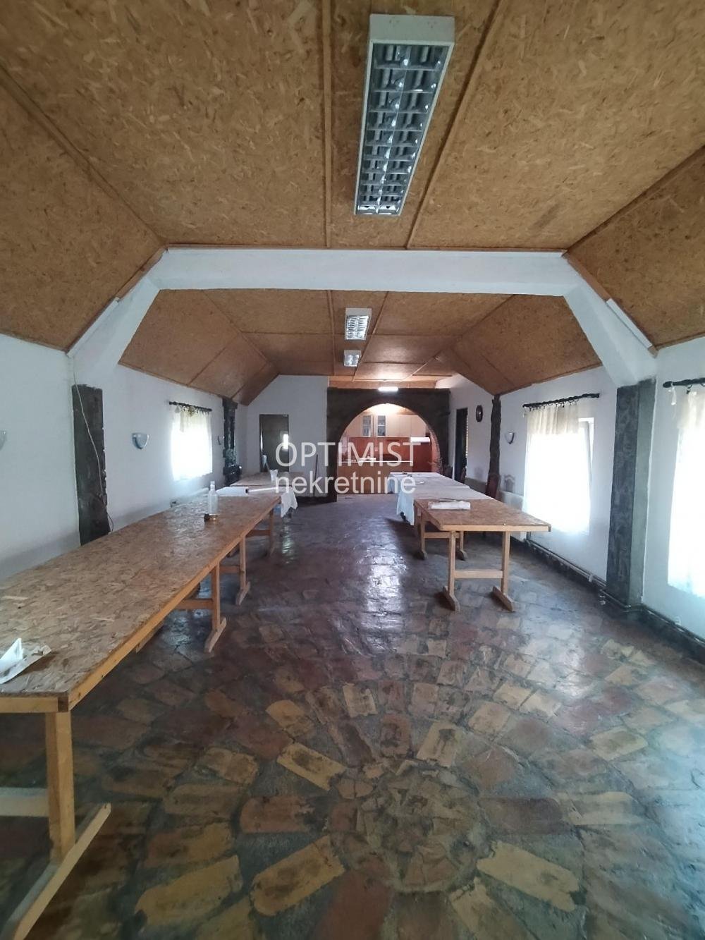 Progar, Dvanaestog avgusta, 264m2 na 23 ara ID#3022