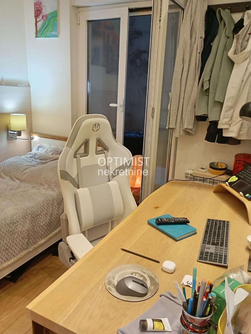 Banovo brdo, Mirosavljeva, 51m2+70m2 terasa ID#3046