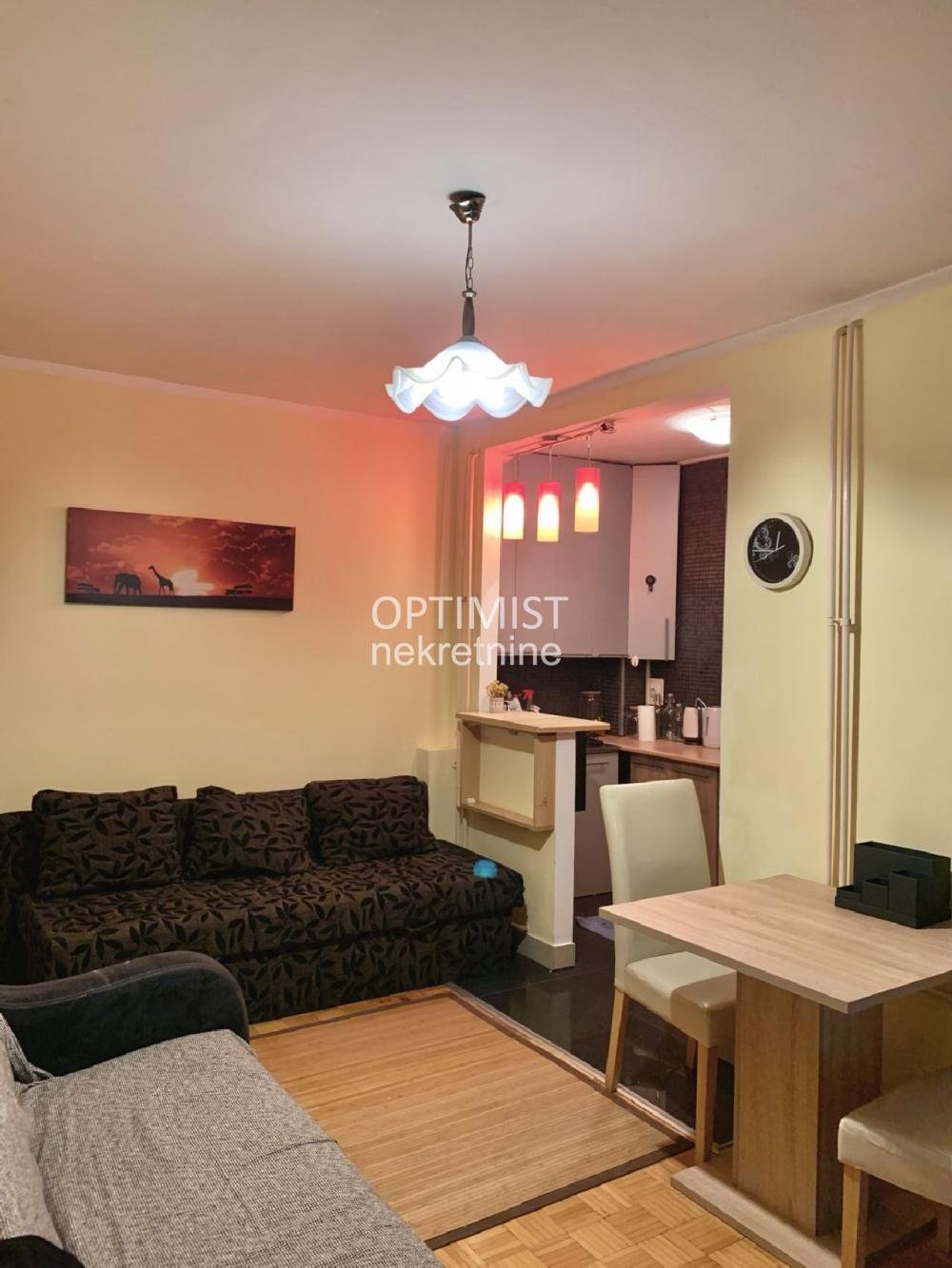 Centar-dvosoban sa terasom-45m2 ID#3054