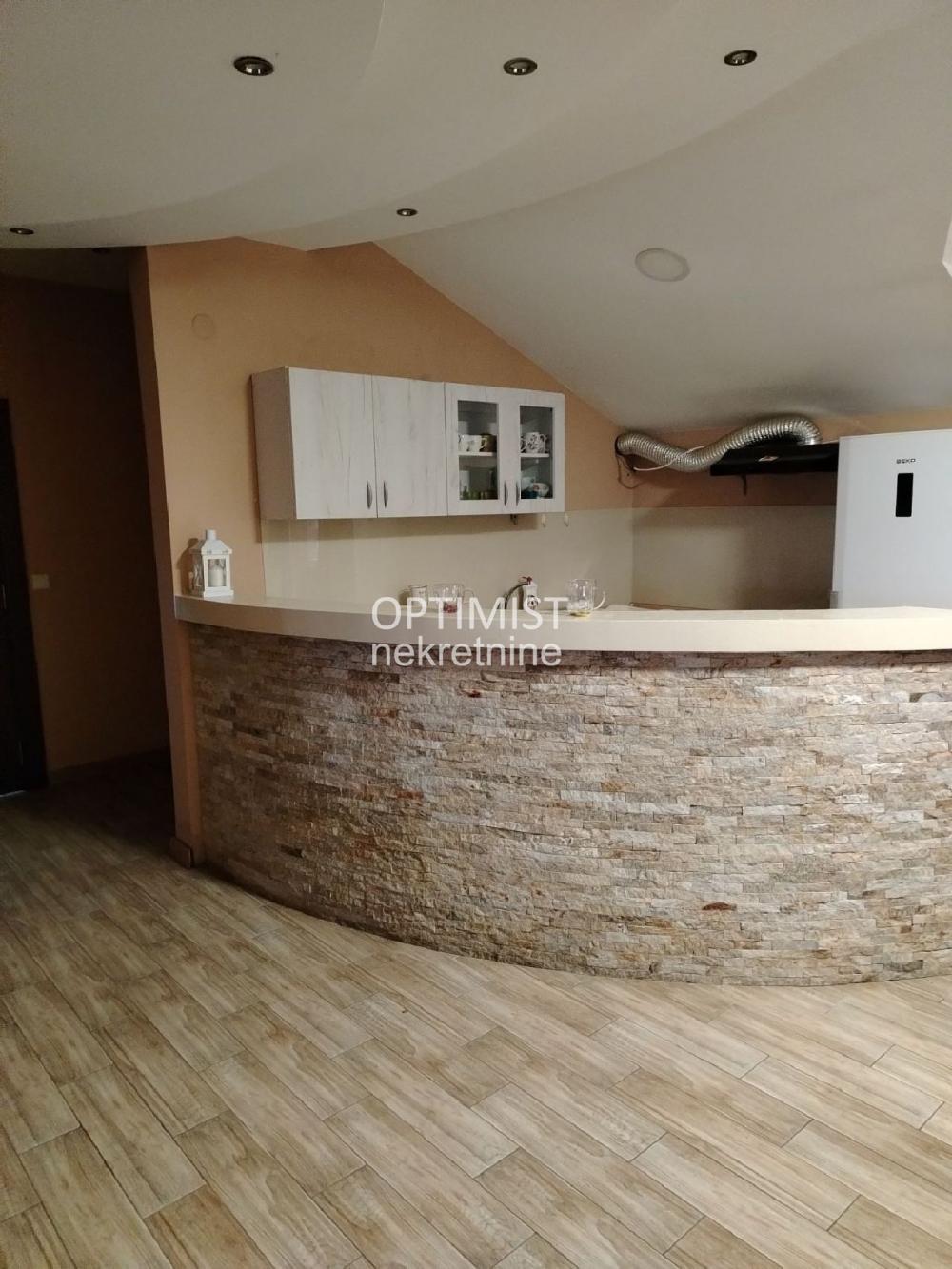 Surčin, Oračka, 220m2, 4.0 ID#3111