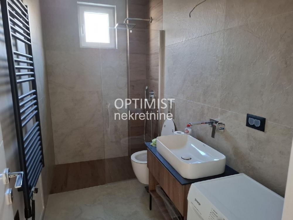 Batajnica, Braće M. Tripić, 45m2, 1.5 ID#3130