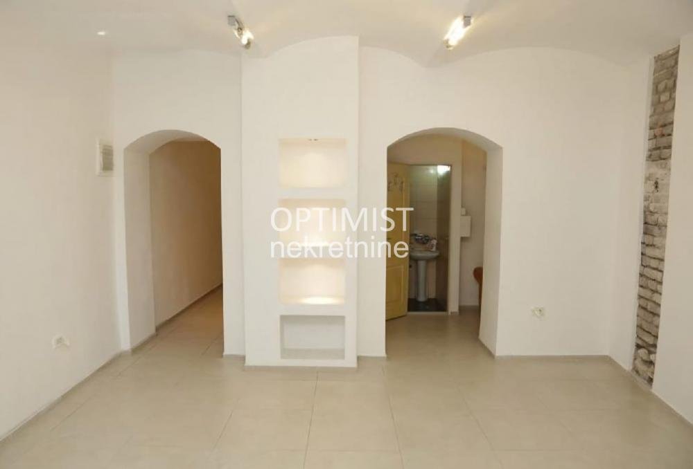 Centar, Cara Uroša, 38m2 ID#3145
