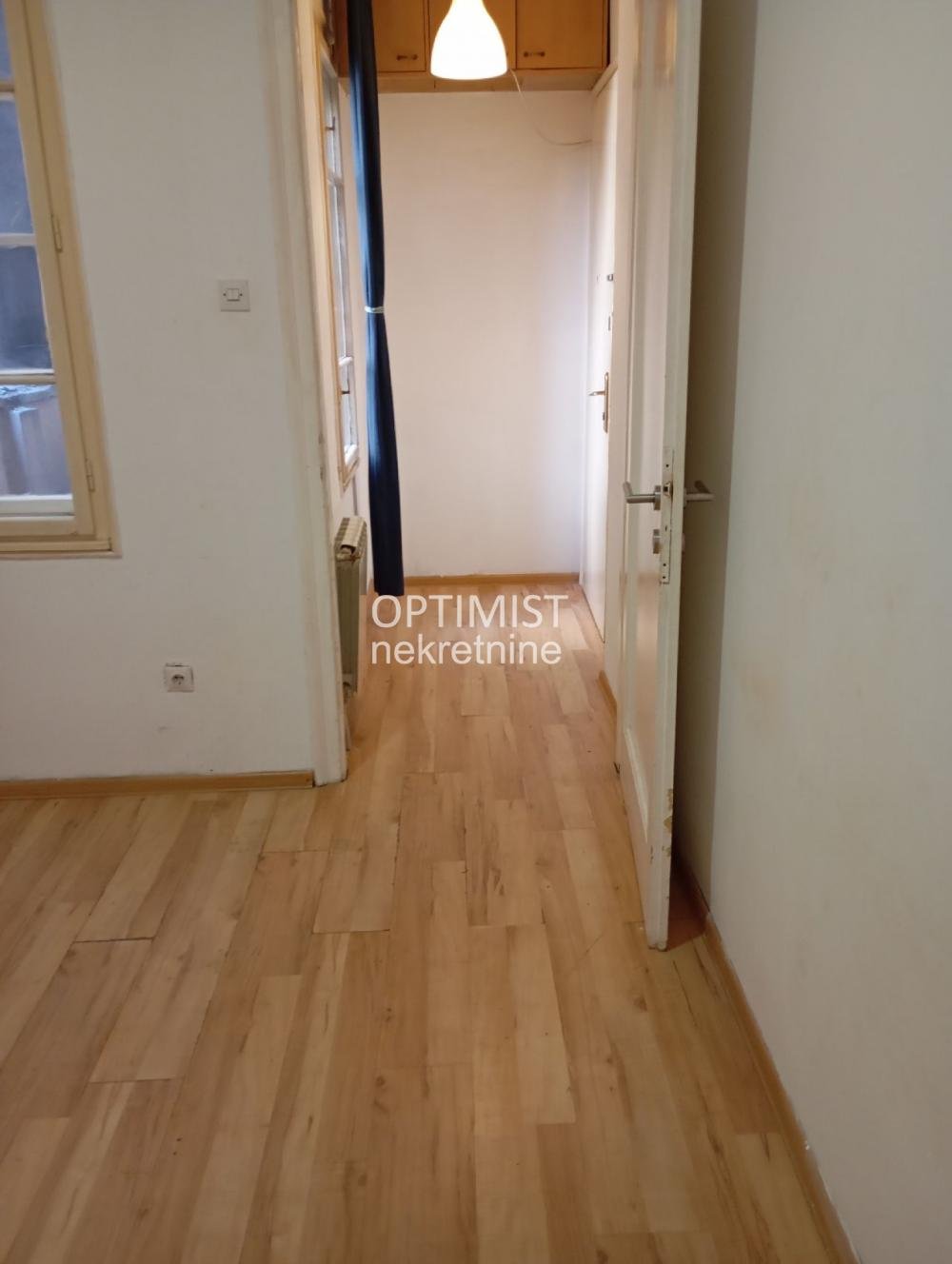 Obilićev venac, Maršala Birjuzova, 0.5, 22m2 ID#3159