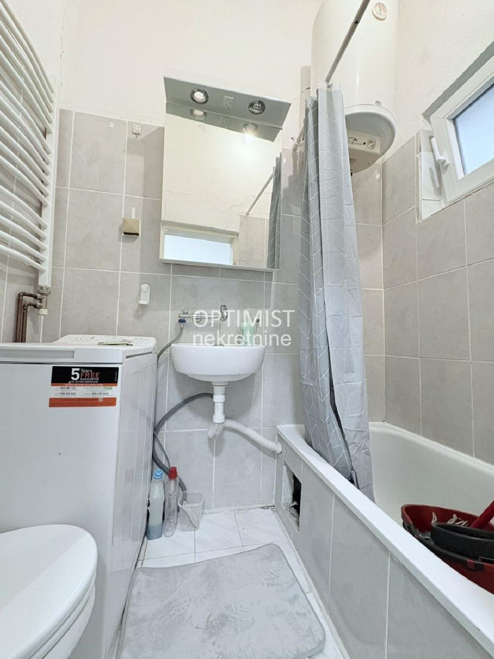 Botanička bašta, Budimska, 32+11m2, uknjižen, odmah useljiv ID#3213