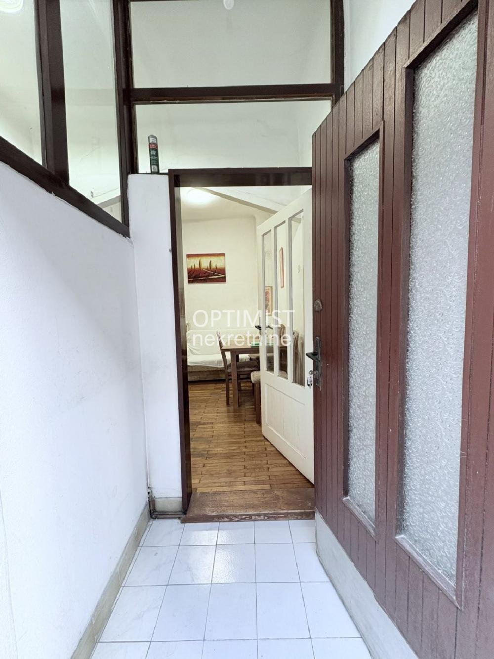 Botanička bašta, Budimska, 32+11m2, uknjižen, odmah useljiv ID#3213