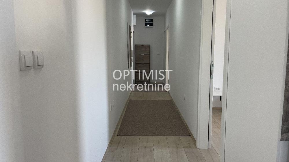 Zemun, Prvomajska, 2.5 + parking ID#3246