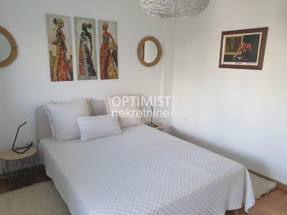 Blok 28, 56m2, u blizini Arene ID#3247