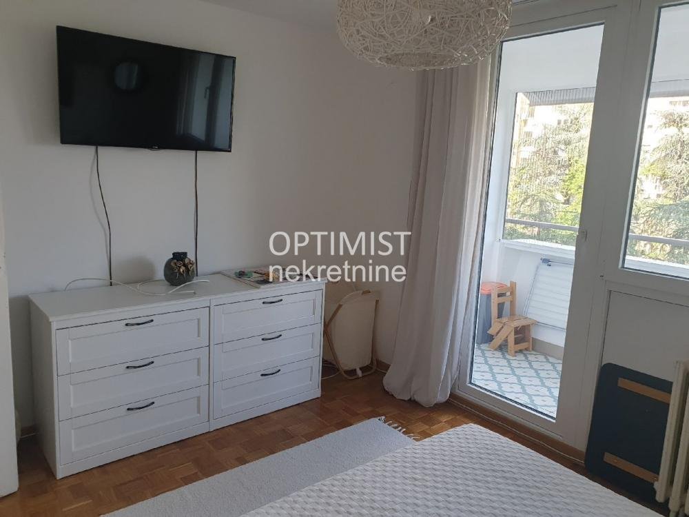 Blok 28, 56m2, u blizini Arene ID#3247