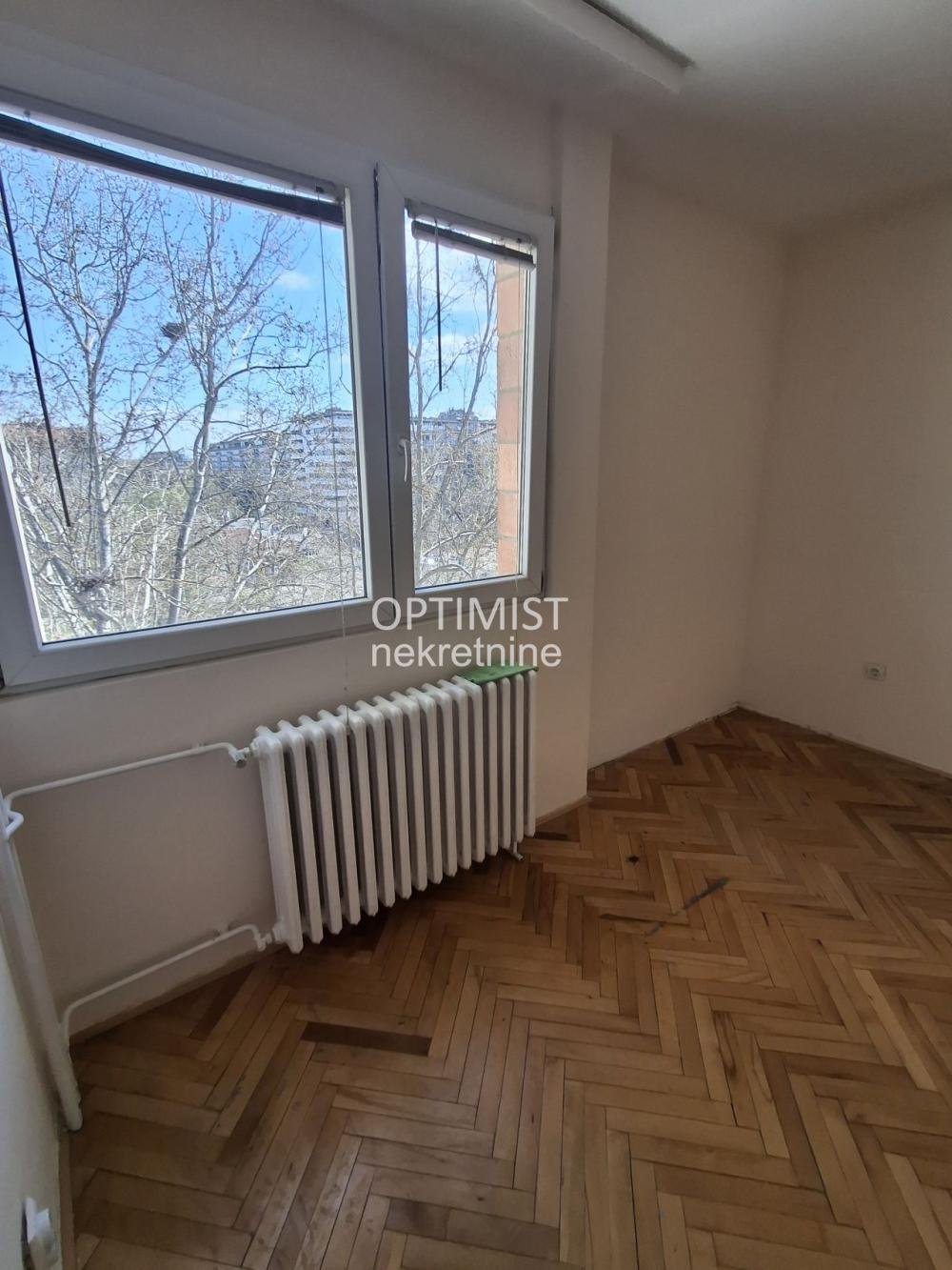 Prazan, odmah useljiv ID#3294