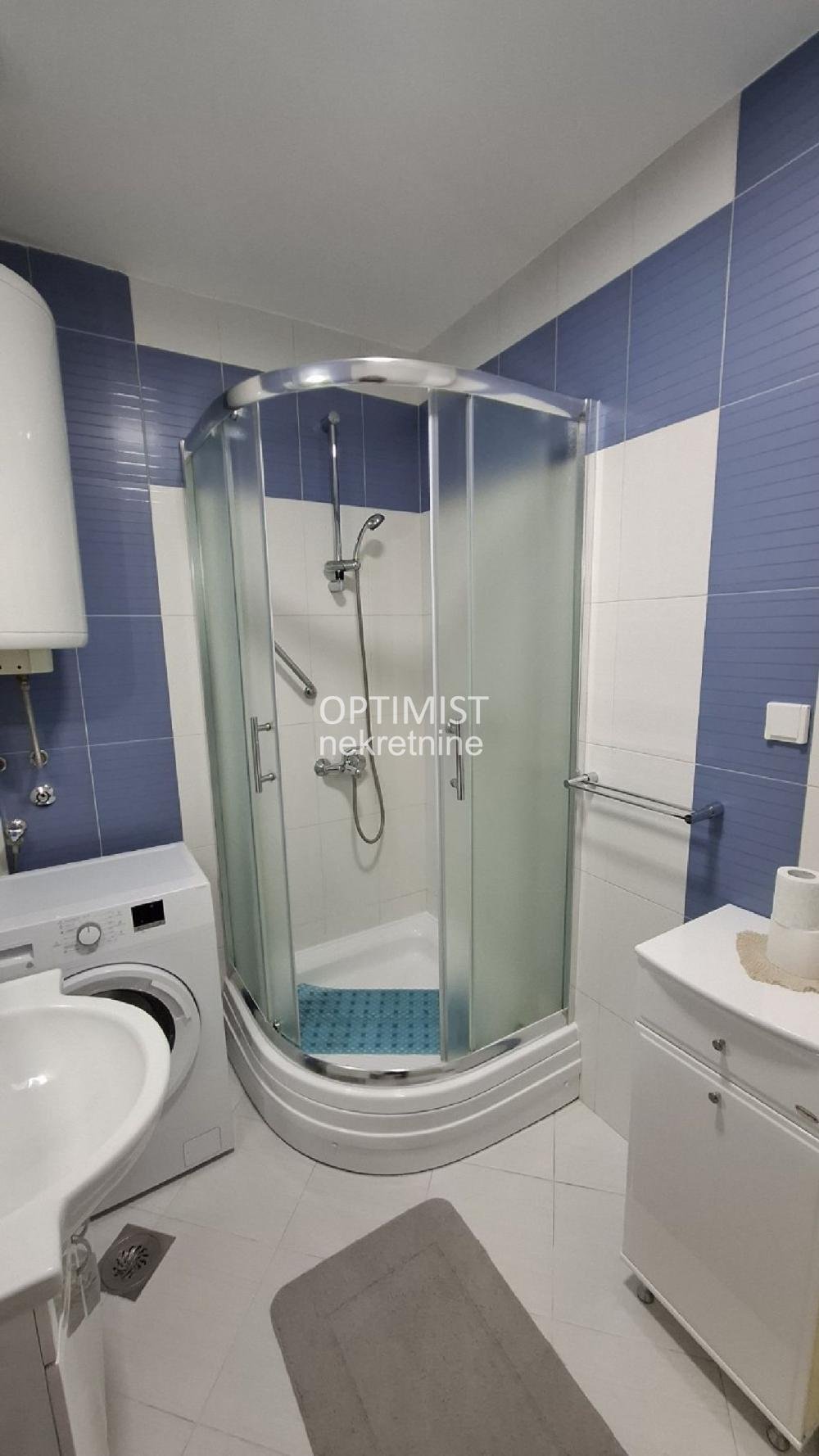 Blok 37, Bulevar Arsenija Čarnojevića, 62m2, 2.0 ID#3301