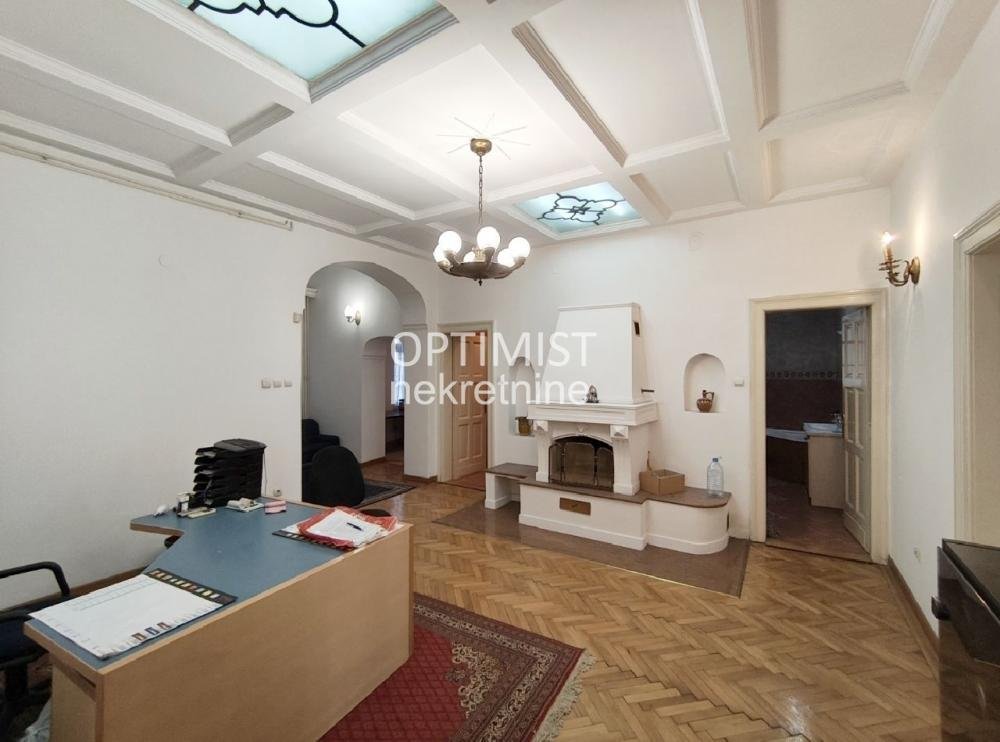 Kneza Miloša, salonac, uknjižen, odmah useljiv ID#3323