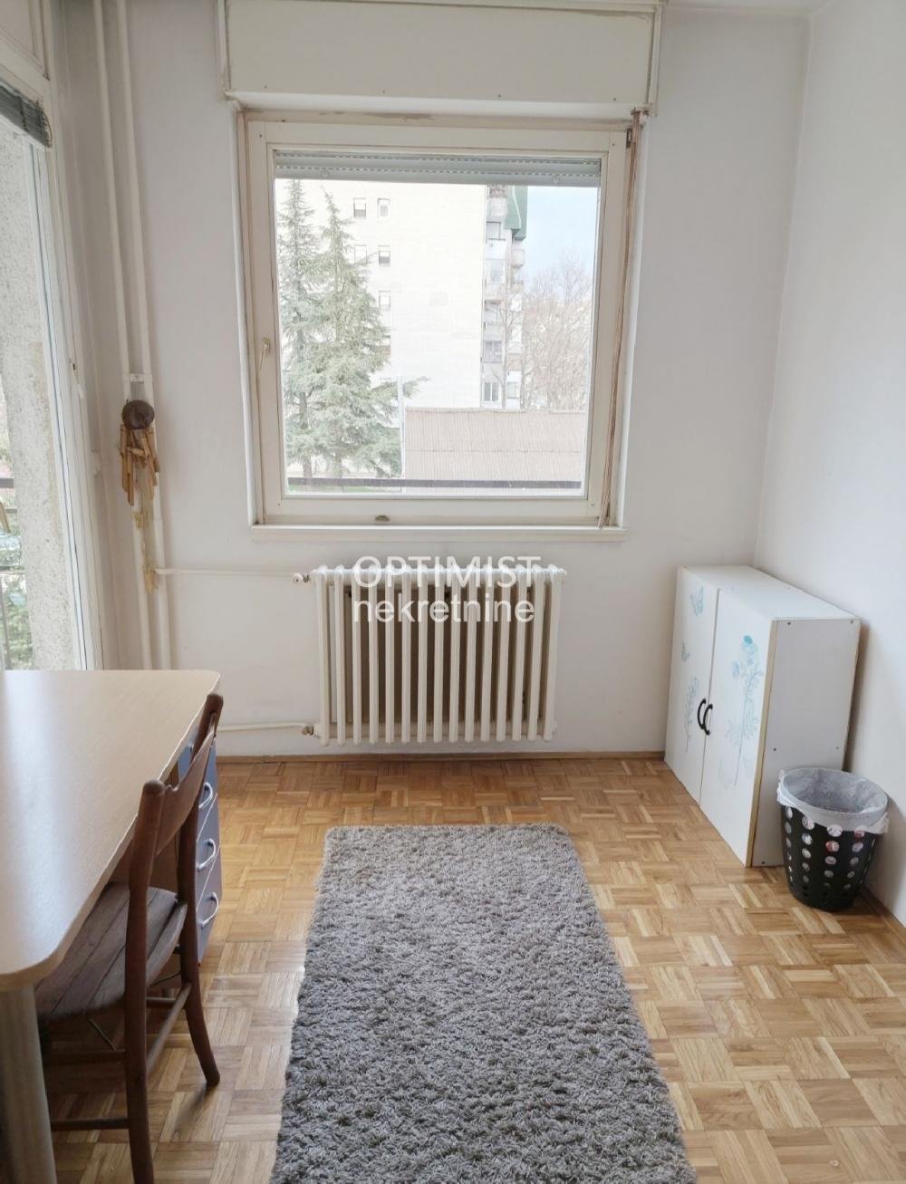 Radnička, odmah useljiv, uknjižen ID#3353