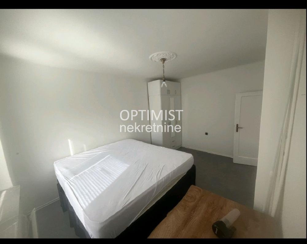 Prazan, odmah useljiv ID#3374