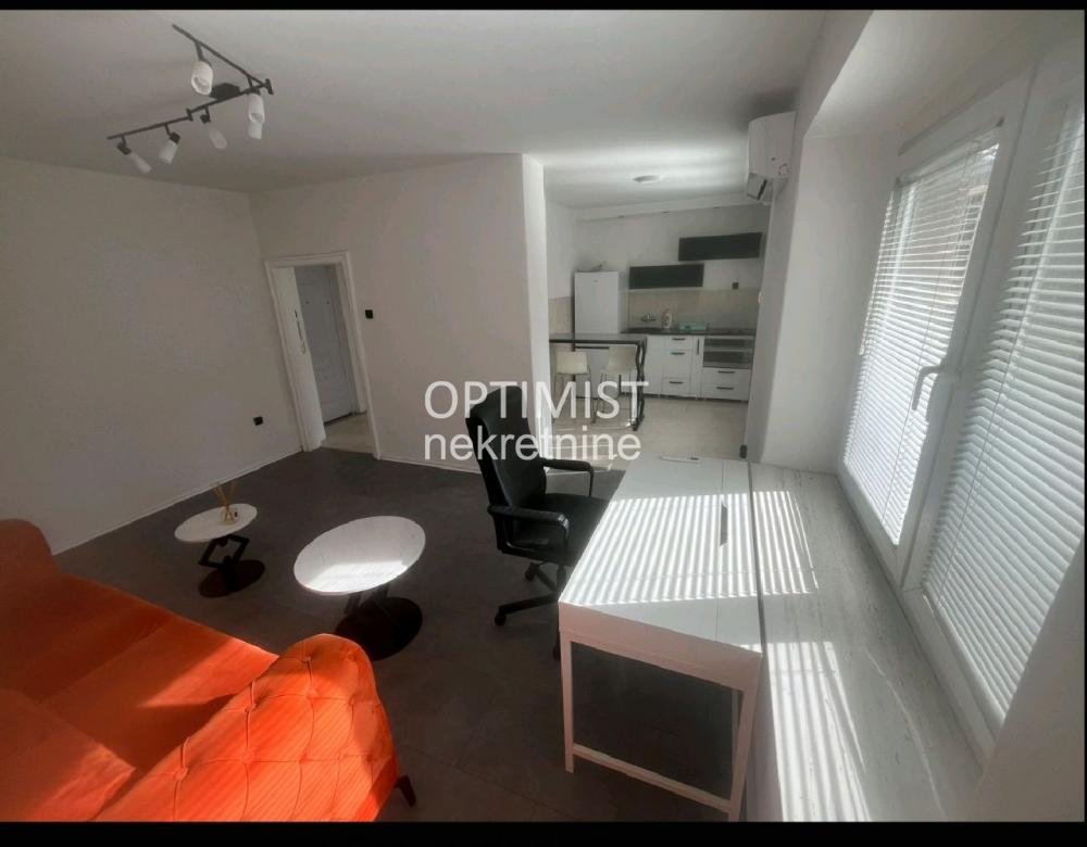 Prazan, odmah useljiv ID#3374