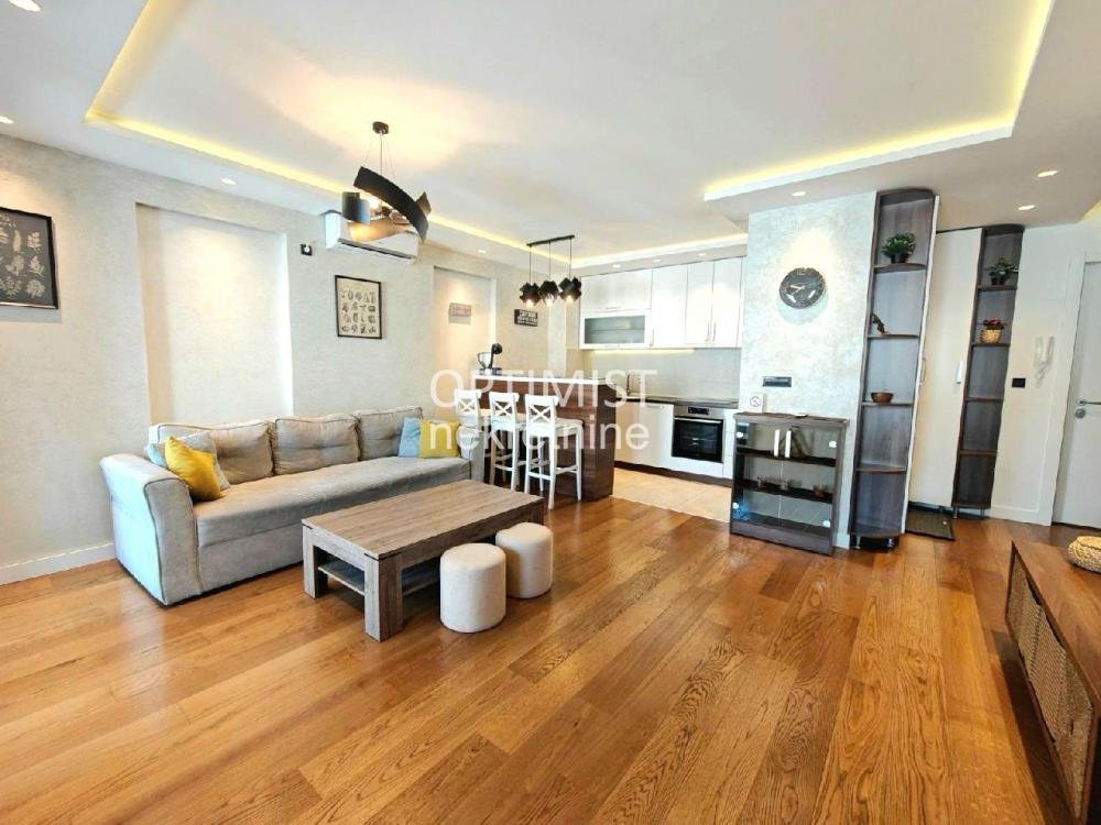 Kapije Vračara | LUX | 3.0 + garaža ID#3380