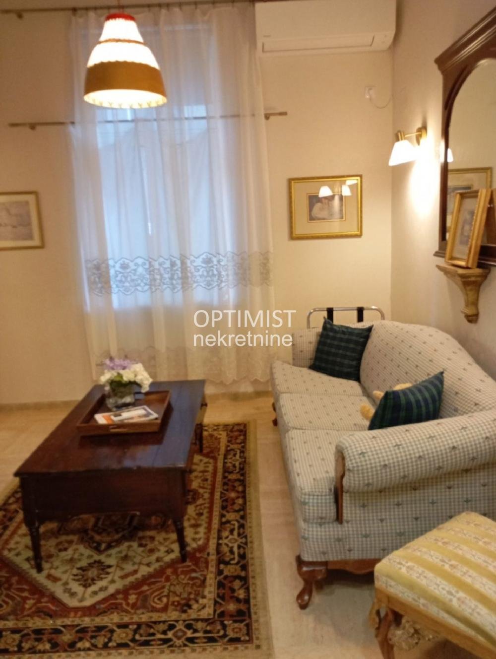 Maršala Birjuzova, 41m2, 2.0, lux ID#3382