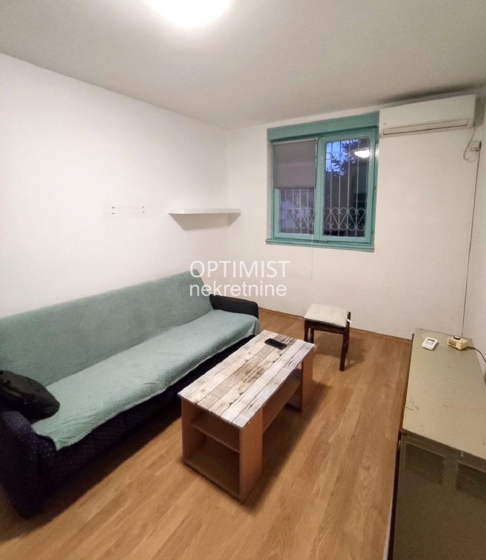 Braće Jerković, garsonjera, uknjižena, odmah useljiva ID#3398