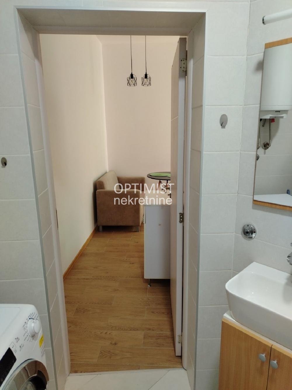 Skadarlija, Šantićeva, 61m2, 3.0 ID#3400