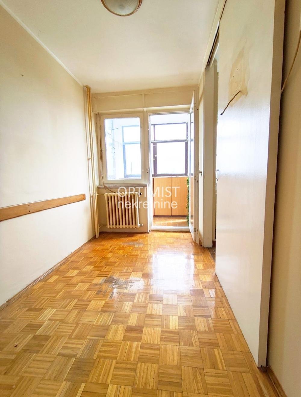 Vračar, uknjižen, odmah useljiv, adaptibilan ID#3408