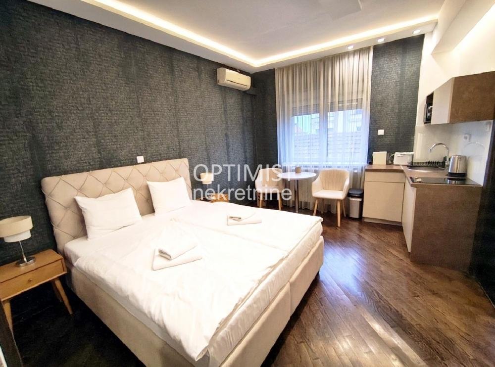 Trg republike, razrađen posao, odmah useljiv ID#3413