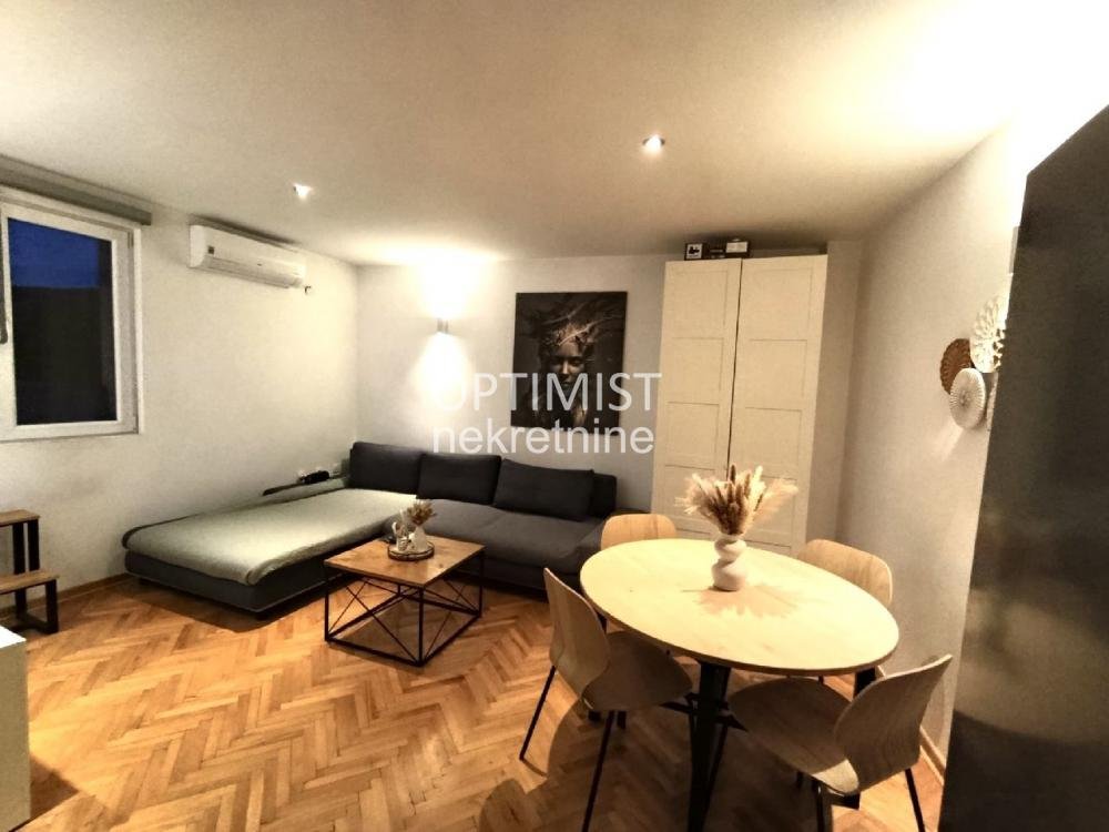 Stari grad | Skadarlija | 2.0 ID#3423