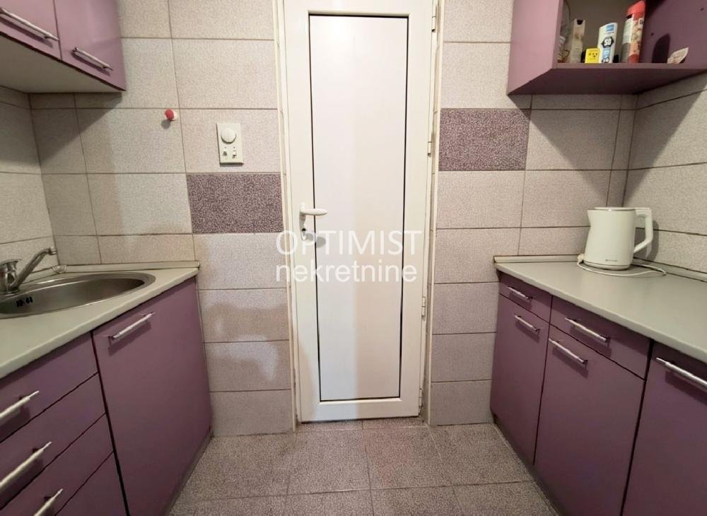 Čubura, Daničareva, uknjižen, odmah useljiv ID#3428