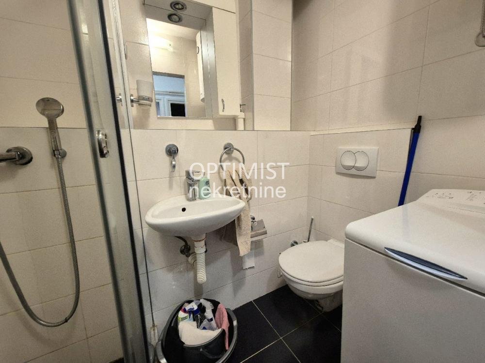 Vračar | Kalenić pijaca | 2.0 ID#3437