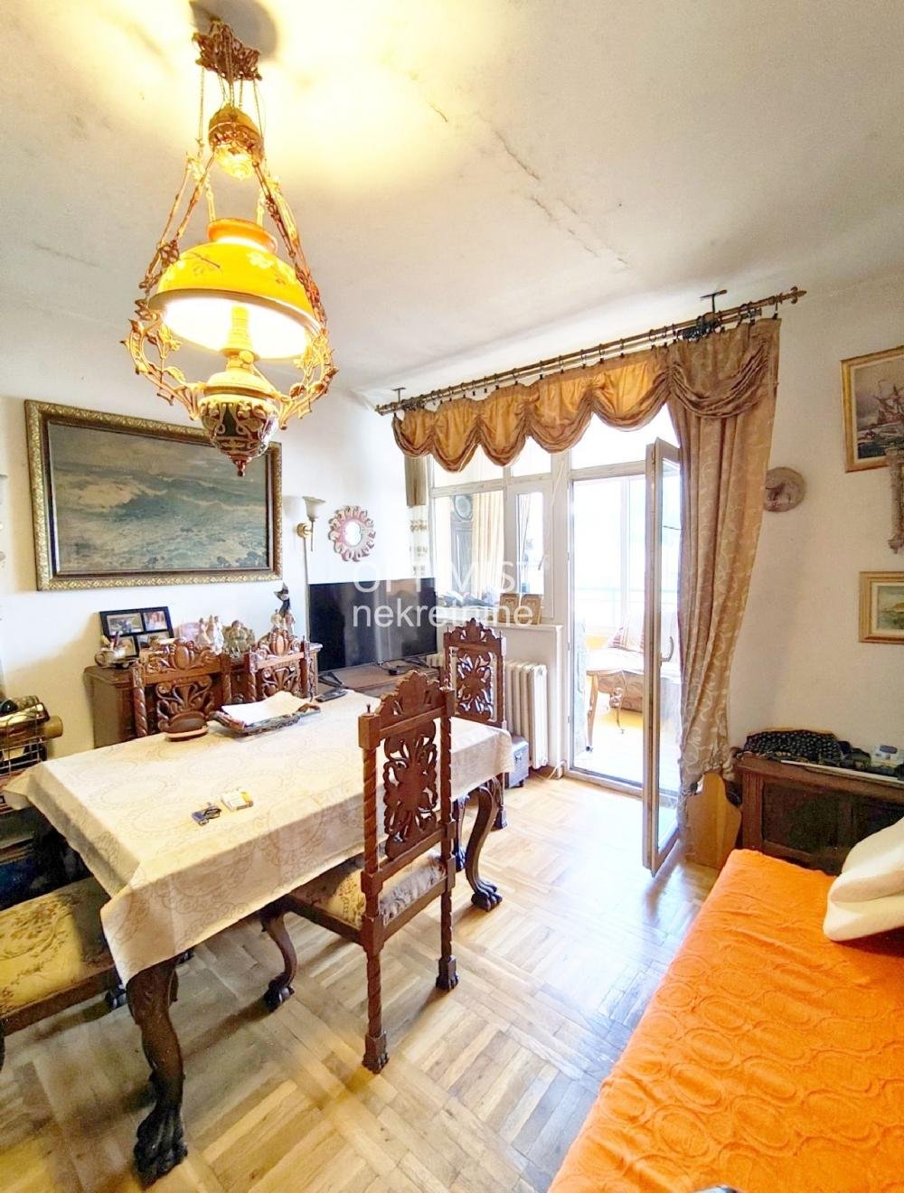 Konjarnik, uknjižen, odmah useljiv ID#3444