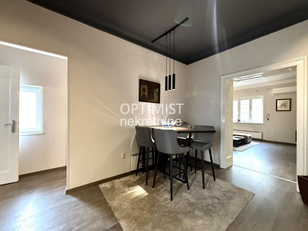 Lux salonac | Hala Pionir | 2.0 ID#3448