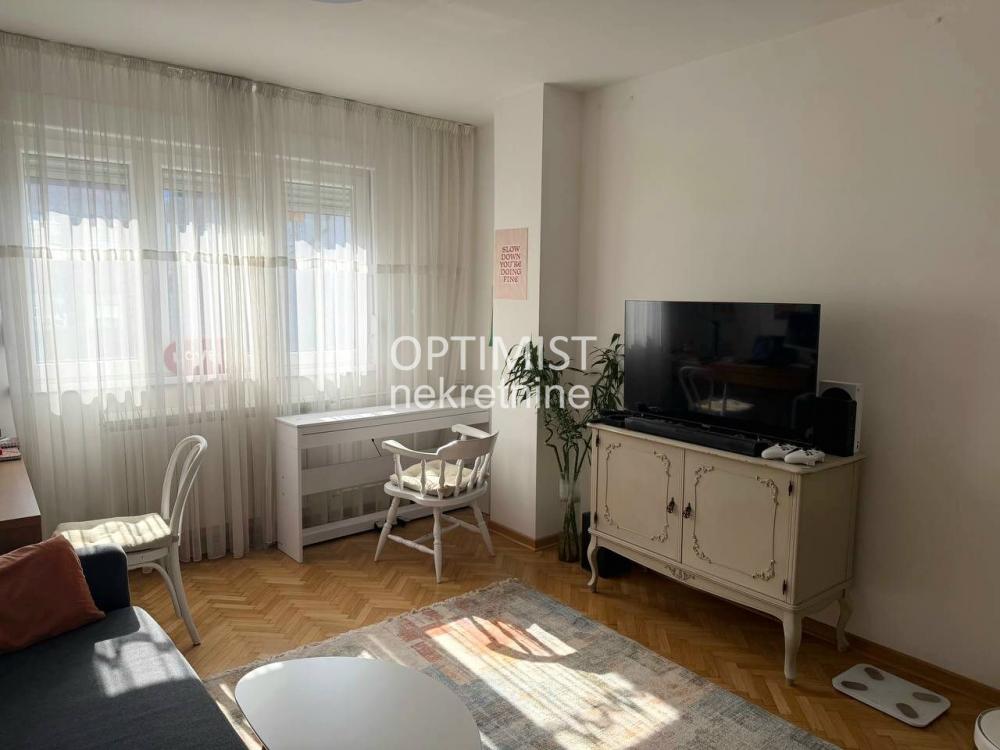 Vračar | Slavija |2.0 ID#3466