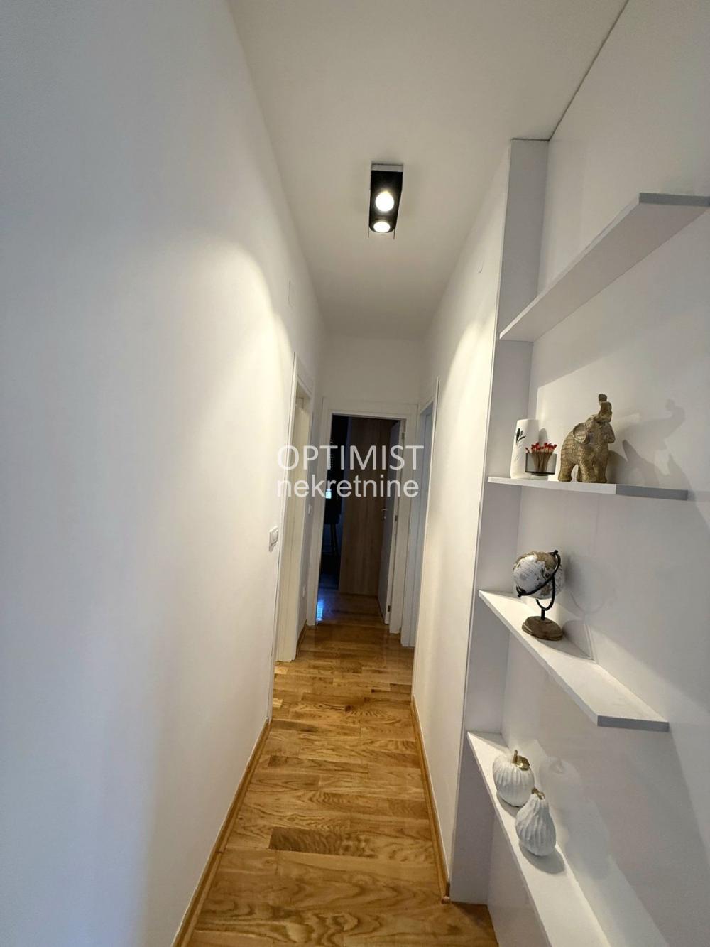 Vračar | Pet friendly + Garaža |2.5 ID#3509