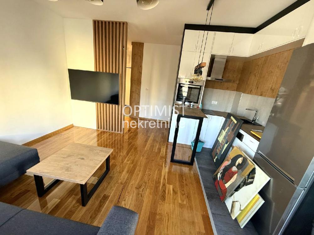 Vračar | Pet friendly + Garaža |2.5 ID#3509