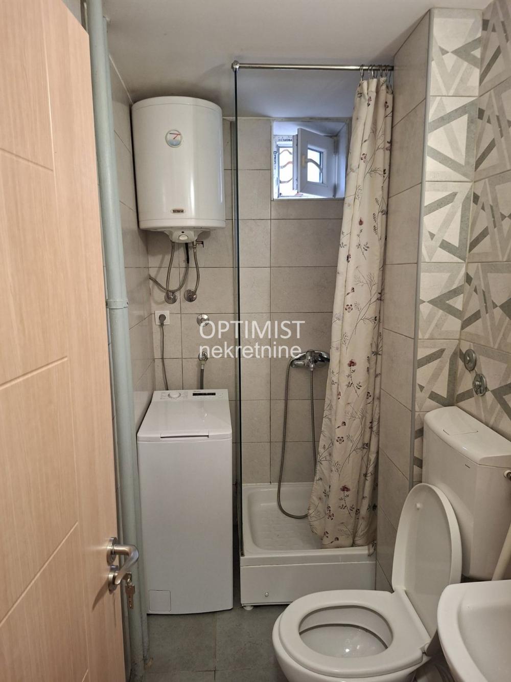 Zemun, Ugrinovačka, 25m2, 1.0 ID#3516