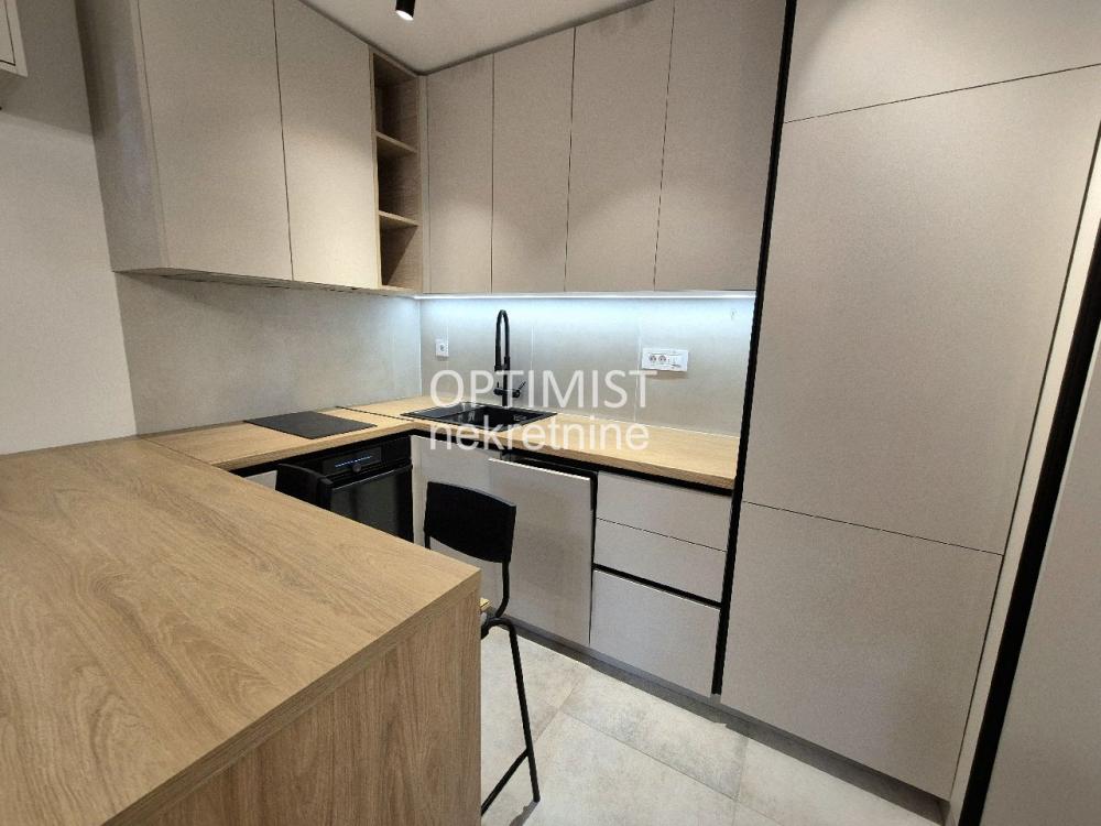 Banovo brdo | Pet friendly + Parking | 2.5 ID#3529