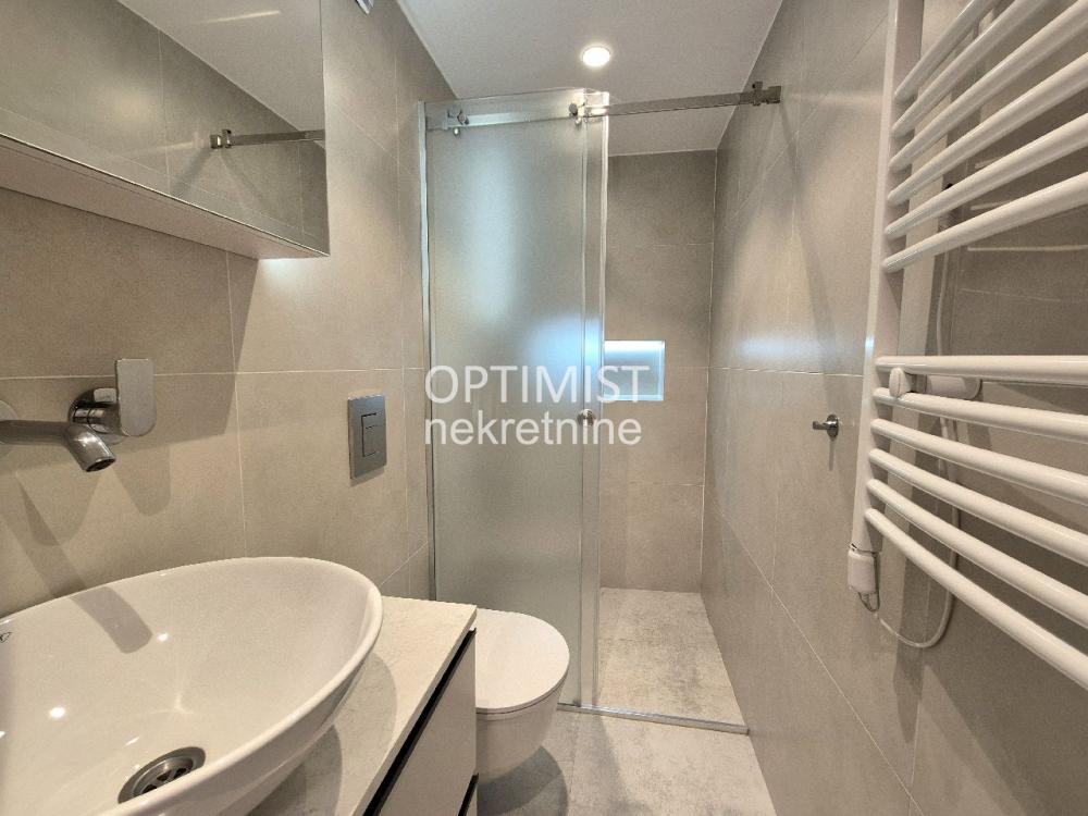 Banovo brdo | Pet friendly + Parking | 2.5 ID#3529