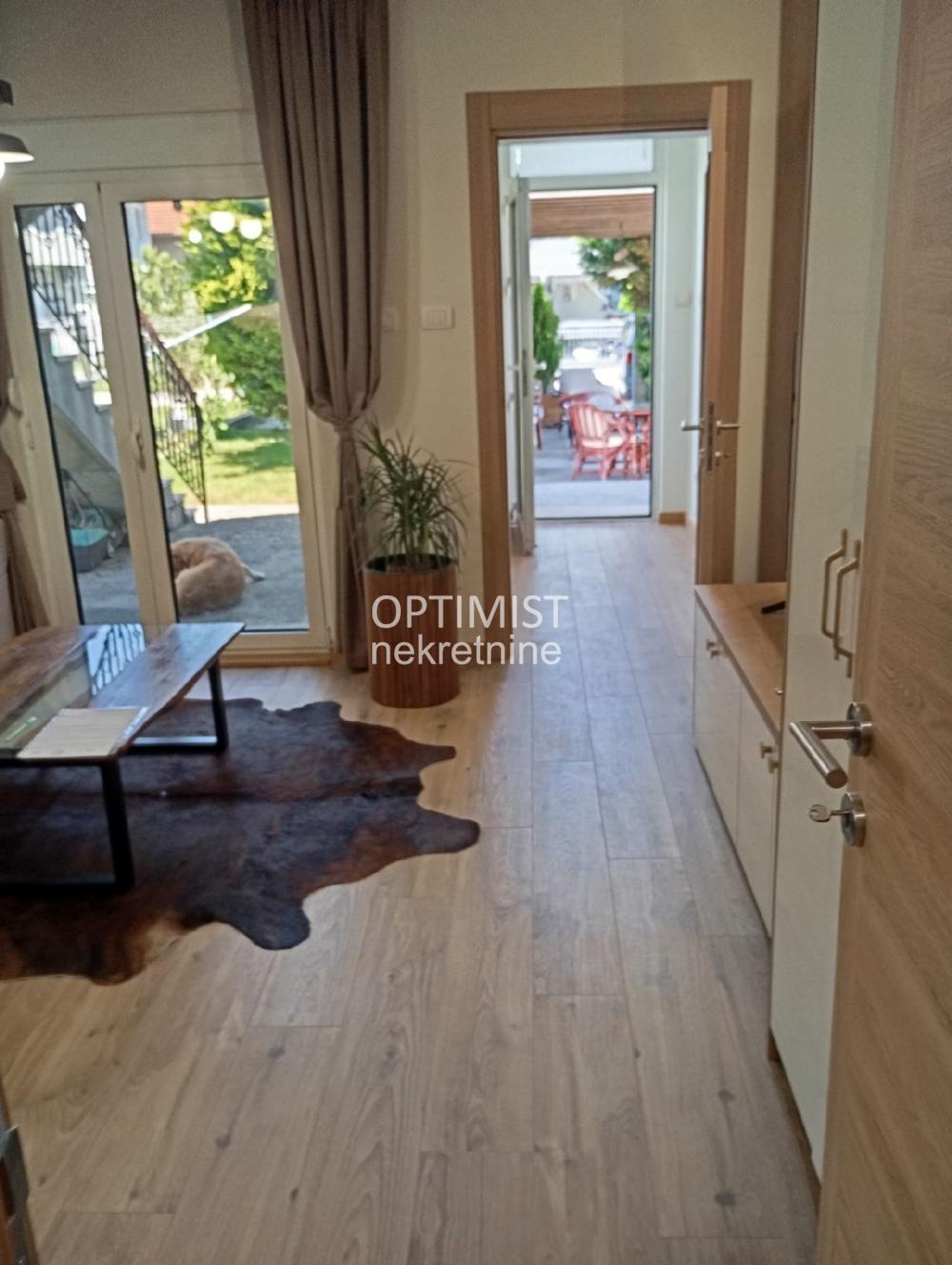 Borča, Petra Kostića, 30 m2 + terasa 12m2, 1.0 ID#3535