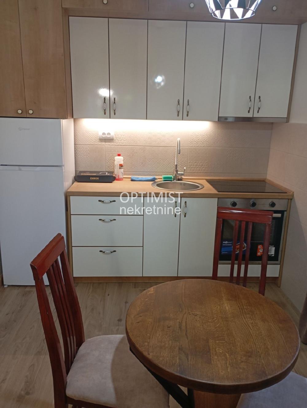 Borča, Petra Kostića, 30 m2 + terasa 12m2, 1.0 ID#3535