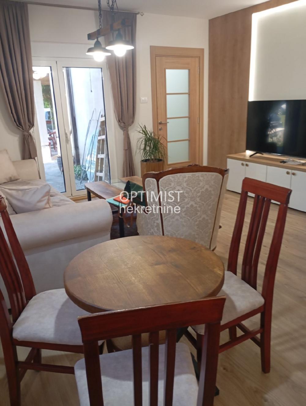 Borča, Petra Kostića, 30 m2 + terasa 12m2, 1.0 ID#3535