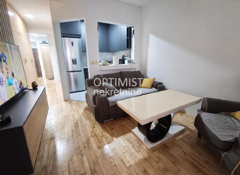 Centar Žarkova, renoviran, uknjižen ID#3559