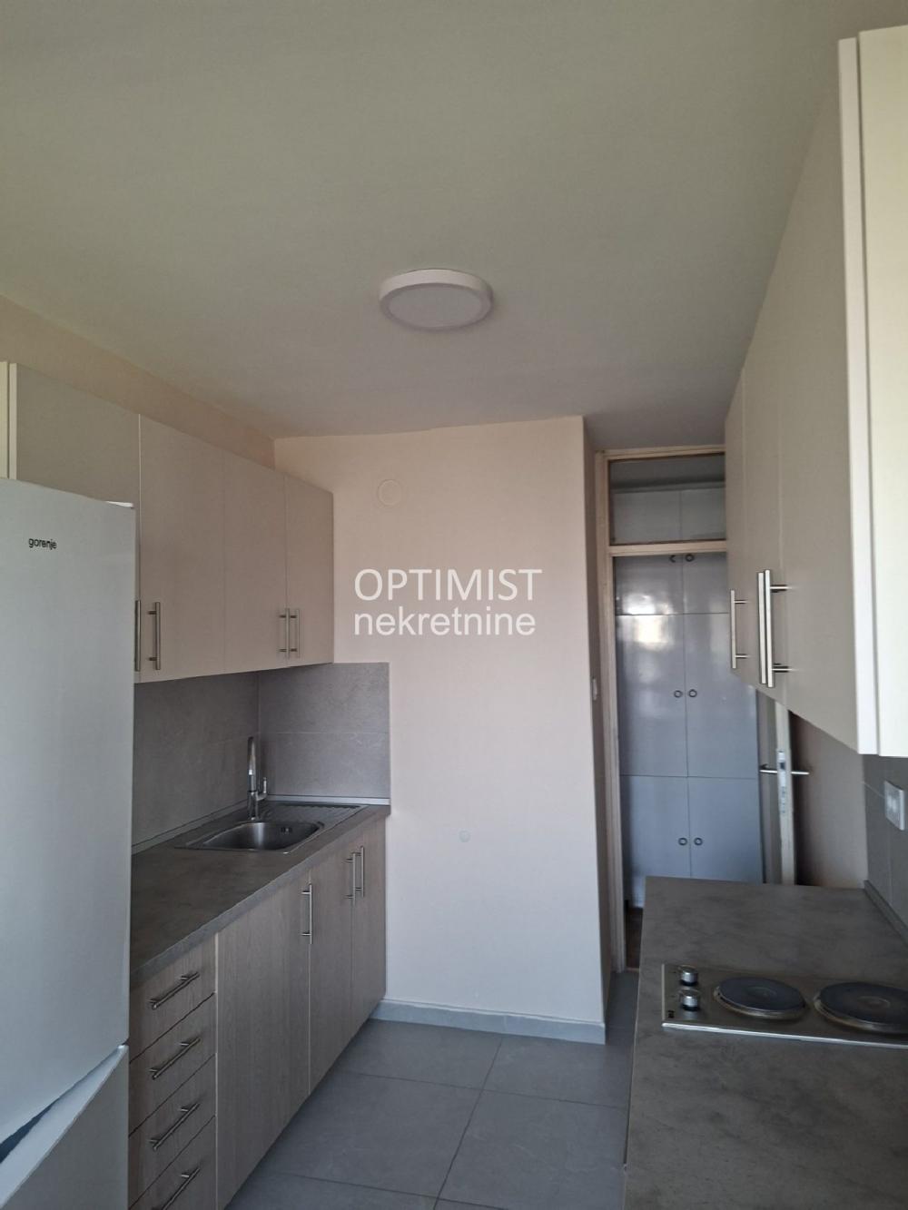 Bulevar Zorana Đinđića, 42m2, 1.0 ID#3577