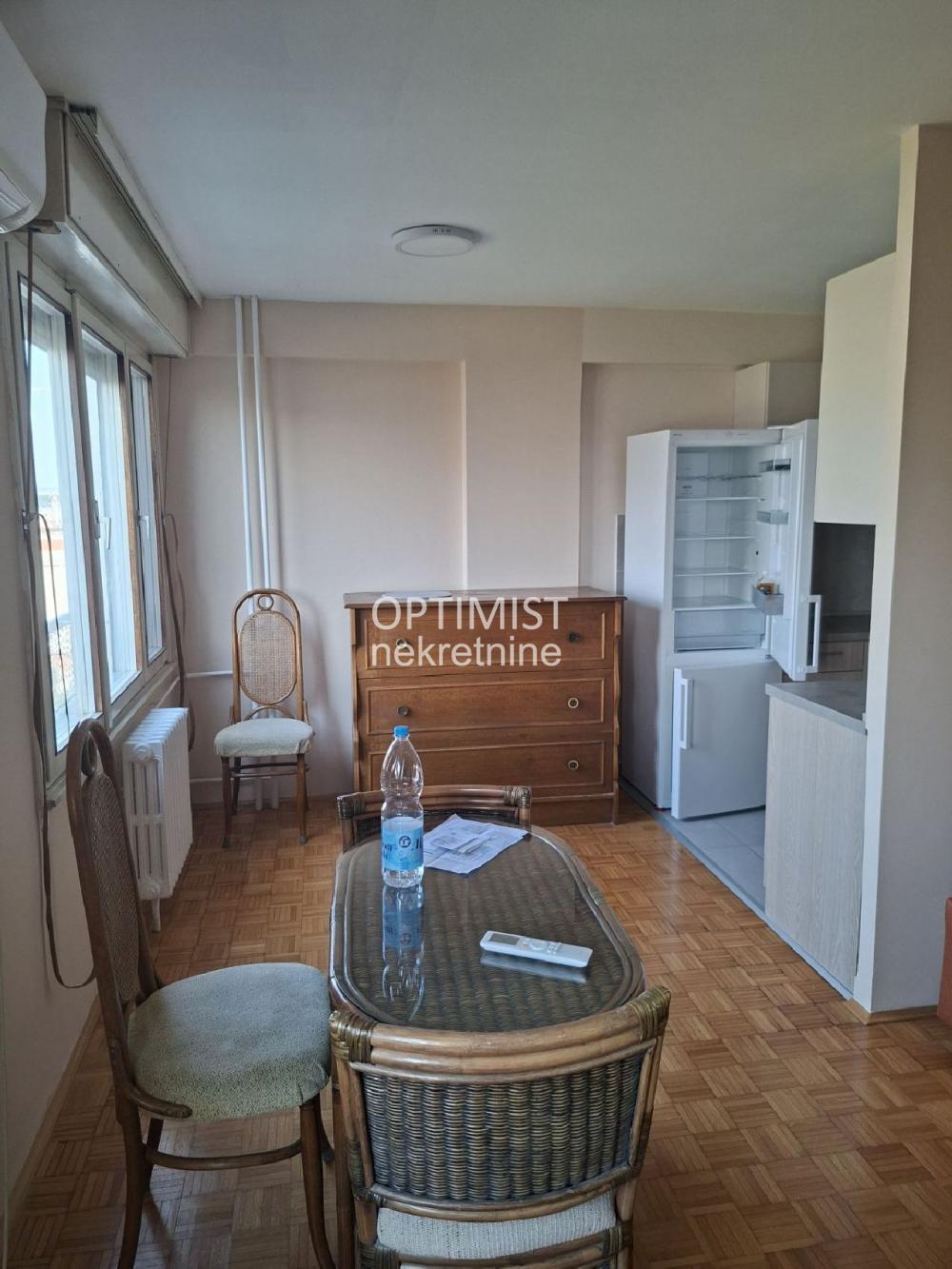 Bulevar Zorana Đinđića, 42m2, 1.0 ID#3577