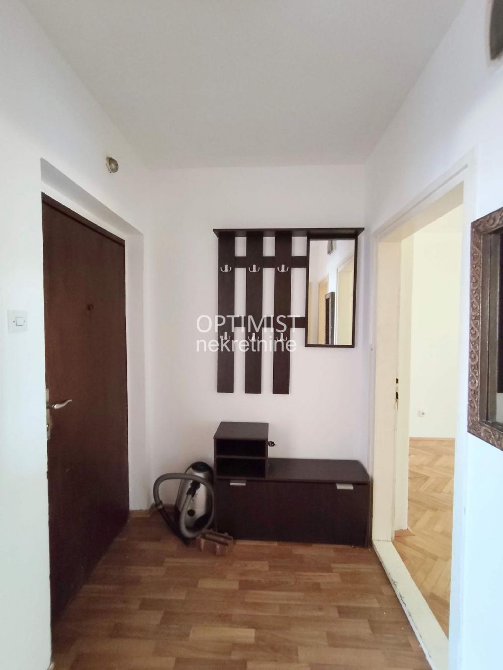 Žarkovo, uknjižen, odmah useljiv ID#3590