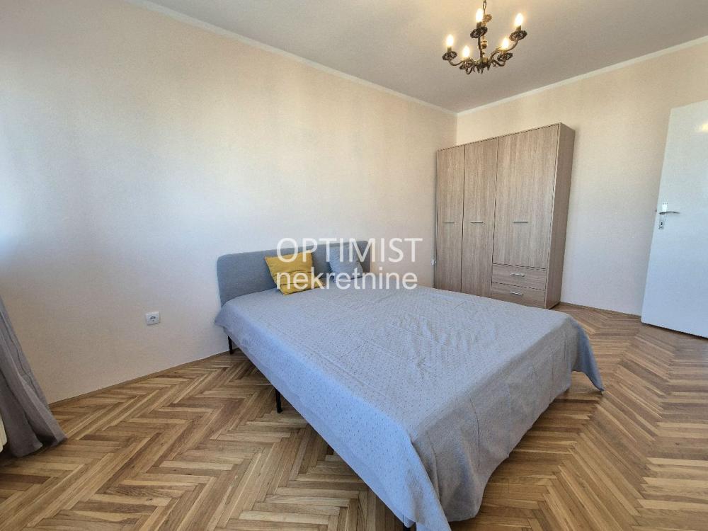Banovo brdo | Ada mall | 3.0 ID#3605