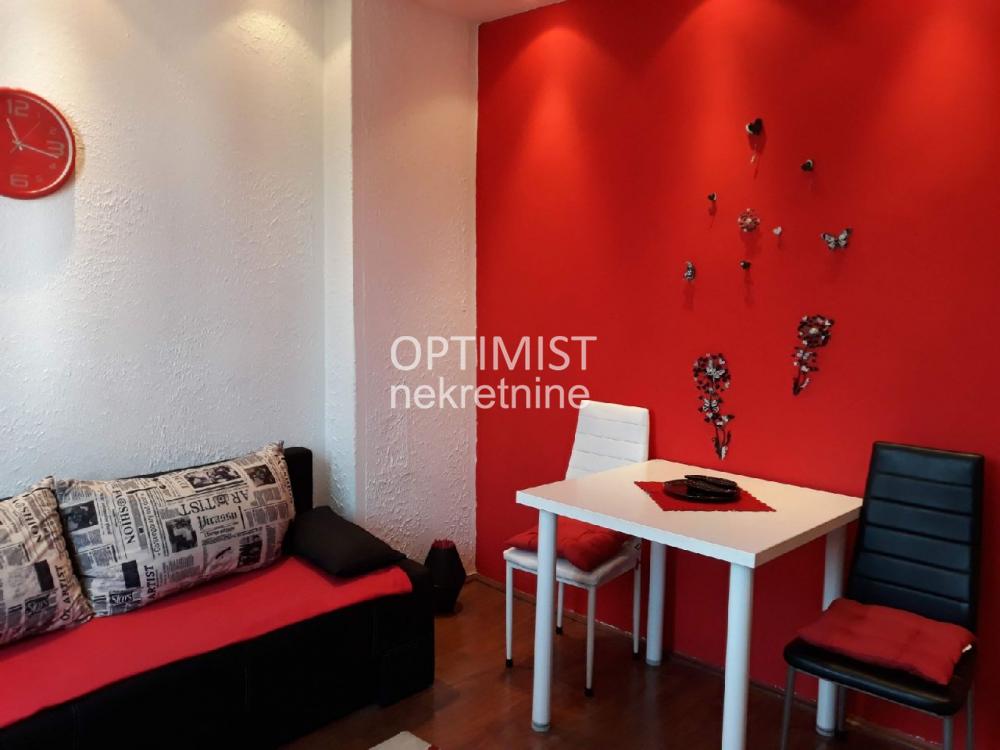 Tašmajdan-Dalmatinska-36m2-2.0 ID#3606